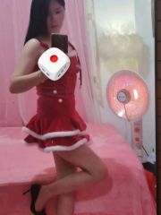 海珠圣诞装少妇