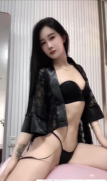 新牌坊骚妹安安 