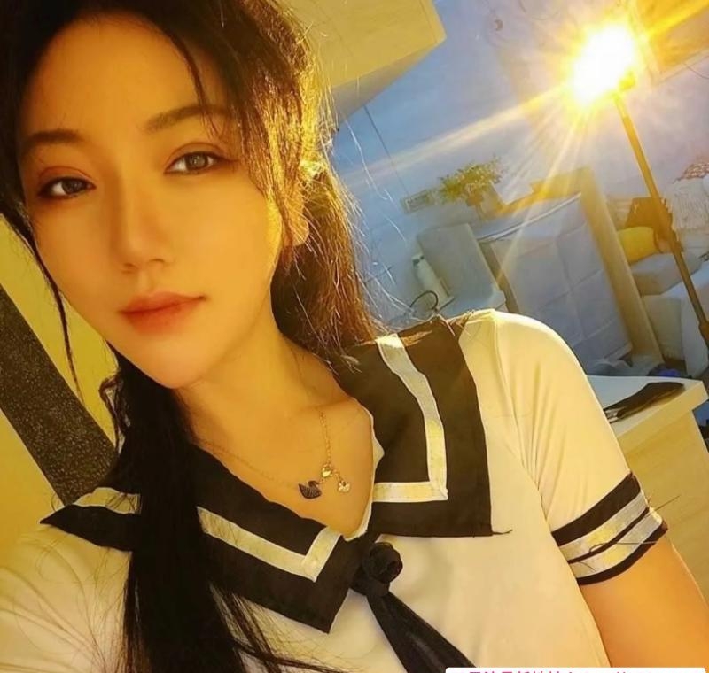 长沙制服控喜子   