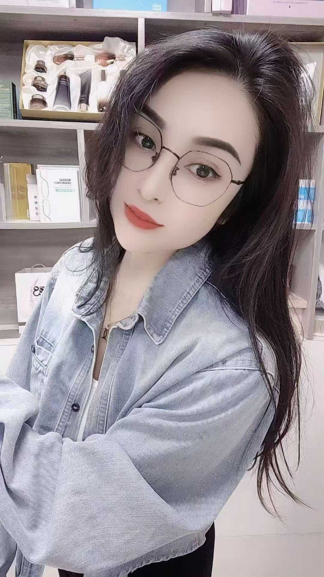 泉州大奶风骚小姐姐