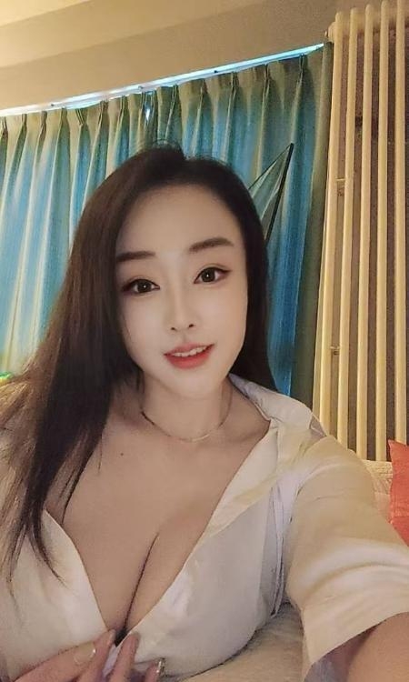 屁股翘服务系老师