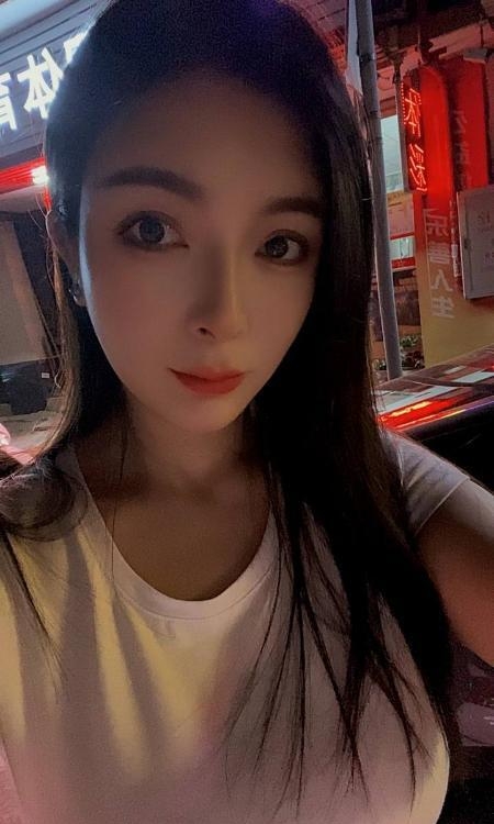 美乳颜值御姐予希