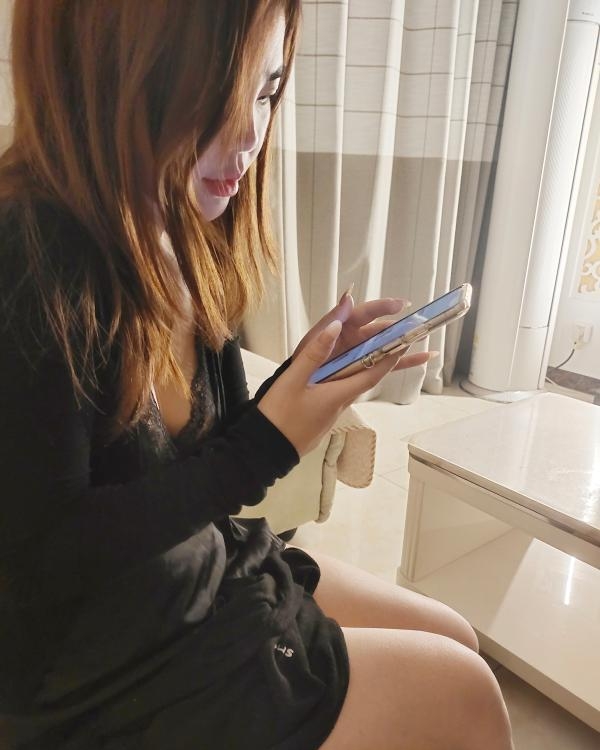 颜值女友感伊伊