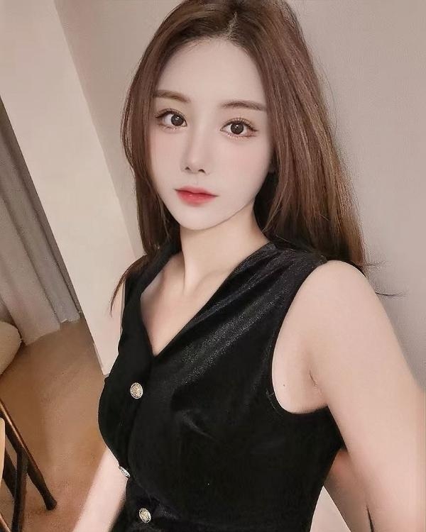 颜值大奶风骚绾绾