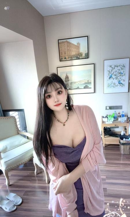 南开微胖大高个