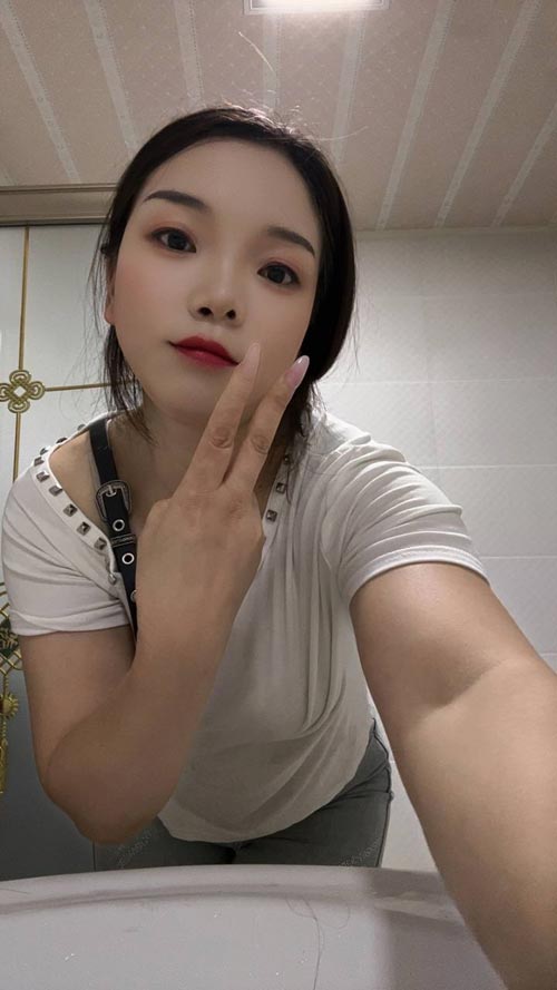 立水桥修车兼职黑丝小姐姐 