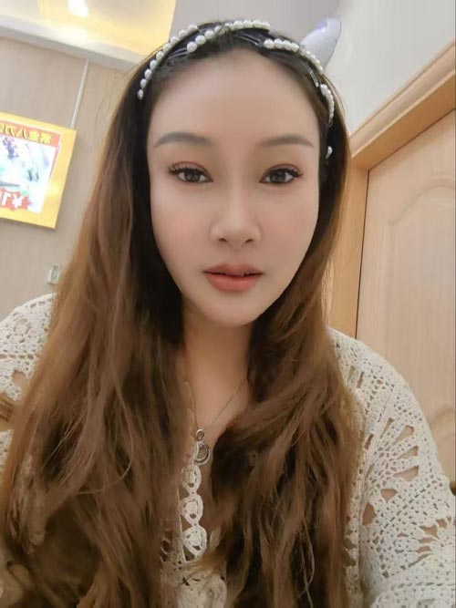 丰台角门东新人 刚从深圳来北京 五官精致 照片绝对真实