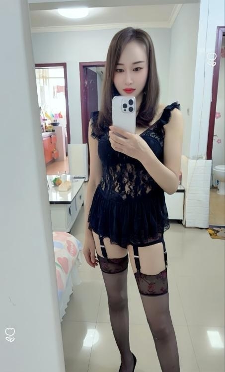 sm制服调教小骚妇