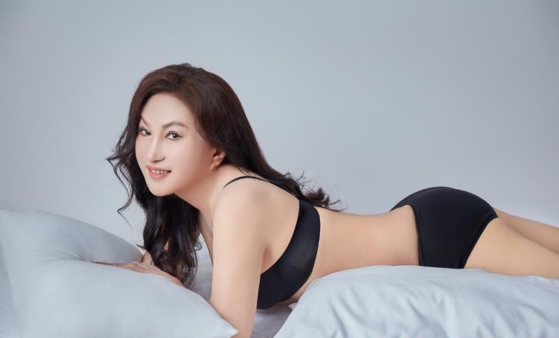 罗湖一字马熟女