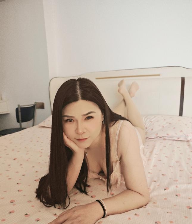 长腿骚姐姐乔伊