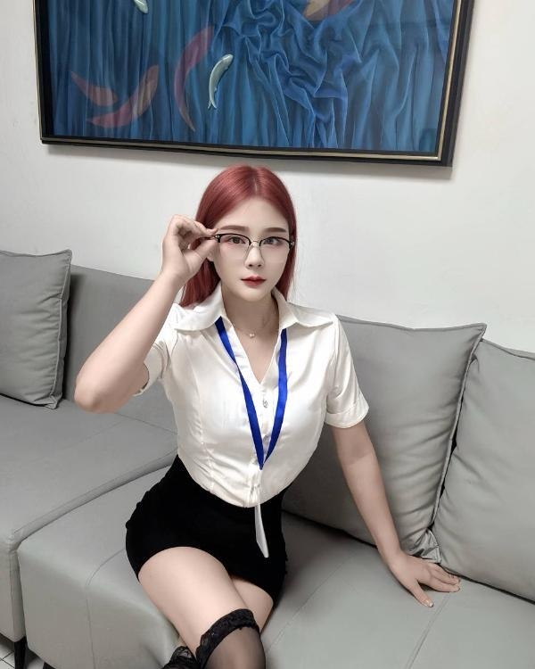 江宁黑丝诱惑妹子