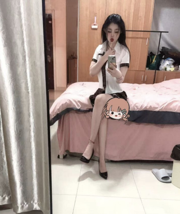 可调教反差清纯女友