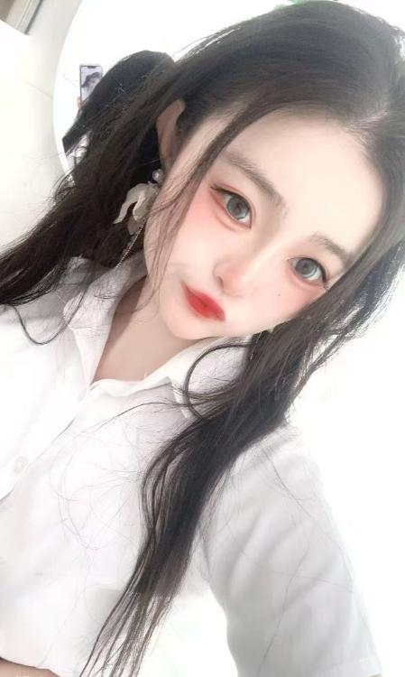 可调教反差清纯女友