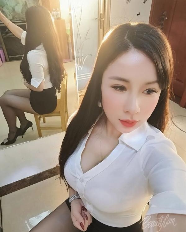 中山三通大奶少妇