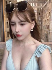 服务系颜值诗诗