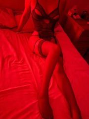 徐东美乳翘臀少妇