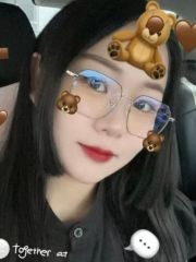 双飞肥臀姐妹花