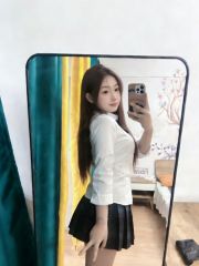 清纯大胸配合小妹妹