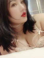 徐汇丰乳巨臀骚妇